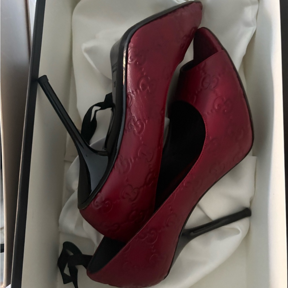 Gucci Red Embossed Heels